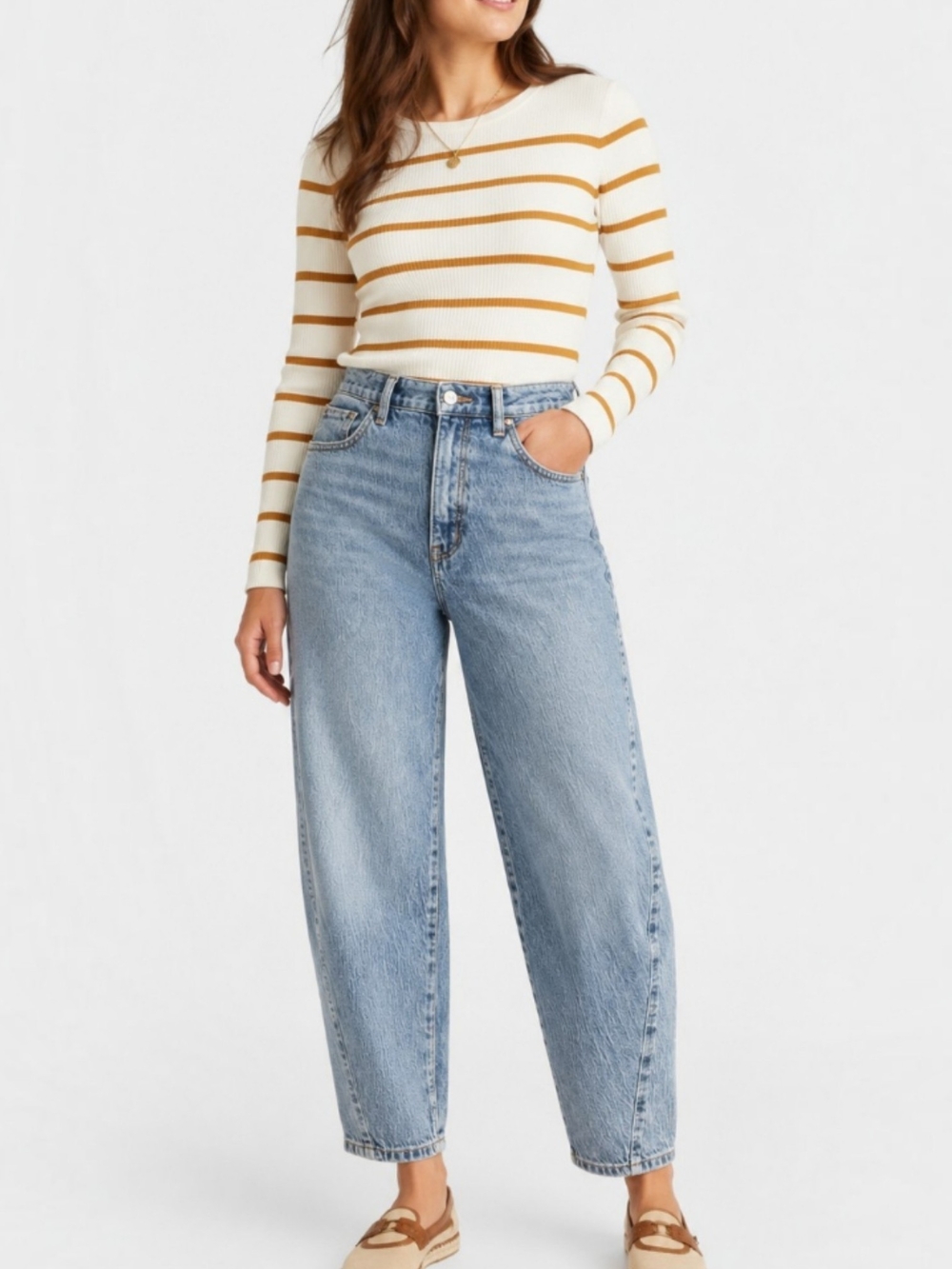 Time and Tru High Rise Barrel Jeans Light Wash Curved Seam Tapered 12R